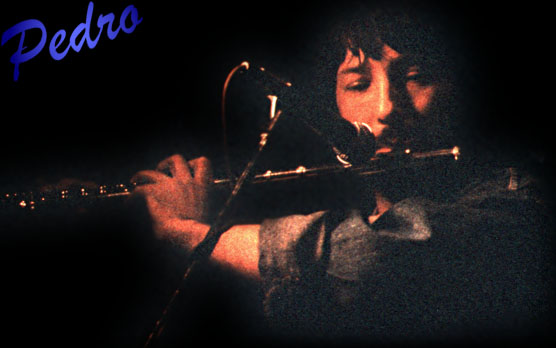 Pedro mit Flöte